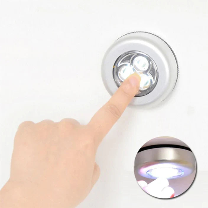 Cordless LED lamp for wardrobe illumination Cordless LED lamp for wardrobe illumination
